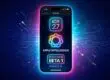 Um iPhone centralizado com uma aura brilhante em tons neon de rosa, roxo e azul, exibindo na tela escura os ícones estilizados do "iOS 27", o símbolo entrelaçado da "Apple Intelligence" e os botões "Developer Beta 1" e "Enable IA". O fundo traz um visual futurista com linhas de circuitos integrados e faixas de luz estelares em um tom azul-escuro.